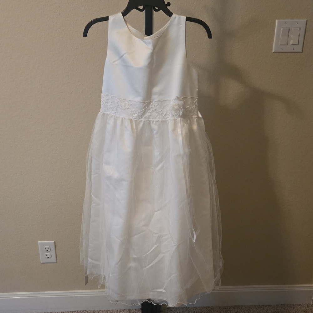 White Halter Sleeveless Formal Sundress